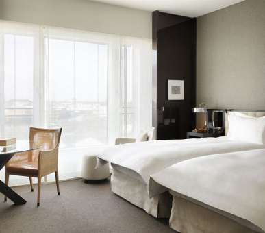 Фото Grand Hyatt Berlin 10