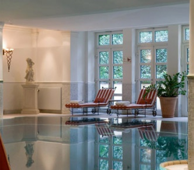 Фото Schlosshotel im Grunewald 7