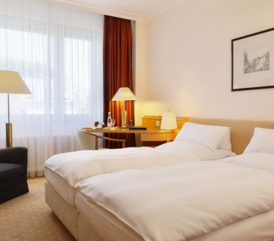 Картинка Kempinski Hotel Bristol (Германия, Берлин) 2 Фото Kempinski Hotel Bristol (Германия, Берлин) 2