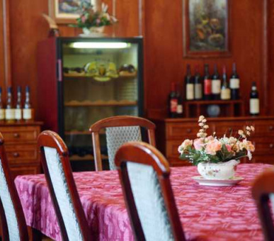 Картинка Дьярматпуста (Венгрия, Охотничьи дома Венгрии) 5 Фото Дьярматпуста (Венгрия, Охотничьи дома Венгрии) 5