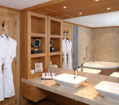 Фото Chalet Royalp Hotel 7