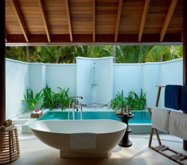 Фото Dusit Thani Maldives (, Мальдивские острова) 17