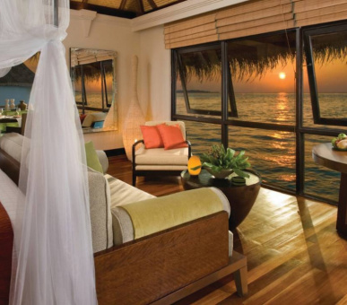 Фото Four Seasons Resort Maldives At Kuda Huraa (, Мальдивские острова) 12