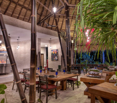 Фото Emerald Maldives Resort 29