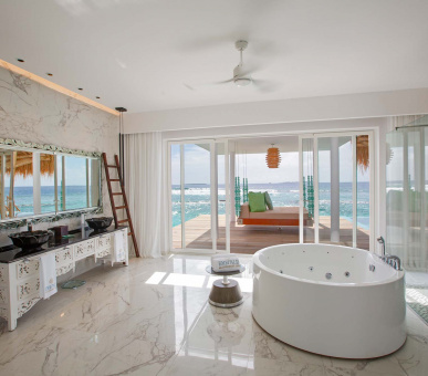 Фото Emerald Maldives Resort 8