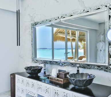 Фото Emerald Maldives Resort 13