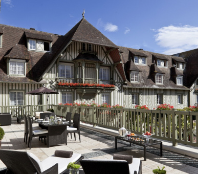 Фото Normandy Deauville Barriere (Франция, Довиль) 4