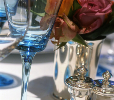 Фото Four Seasons Hotel Des Bergues Geneva (Швейцария, Женева) 16