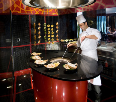 Фото Mandarin Oriental Hotel Du Rhone (Швейцария, Женева) 12