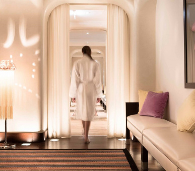 Фото La Reserve Geneve Hotel, Spa 71