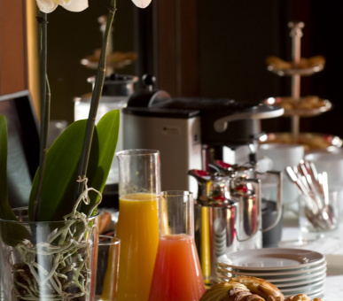 Фото La Reserve Geneve Hotel, Spa 67