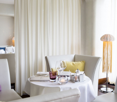 Фото La Reserve Geneve Hotel, Spa 33