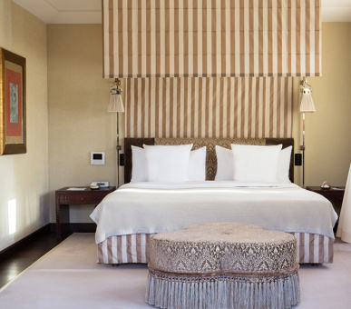 Фото La Reserve Geneve Hotel, Spa 9