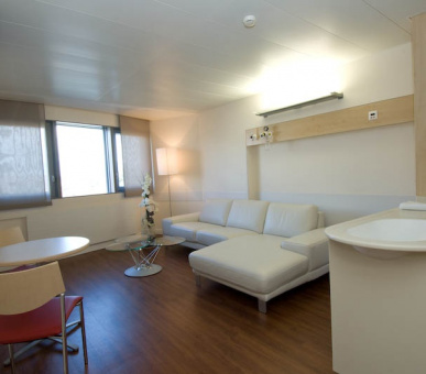 Фото Hopital de la Tour (Женева, Клиники) 6