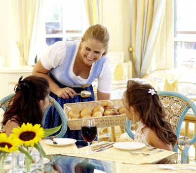 Фото Interalpen-Hotel Tyrol de Luxe (Австрия, Зеефельд) 63