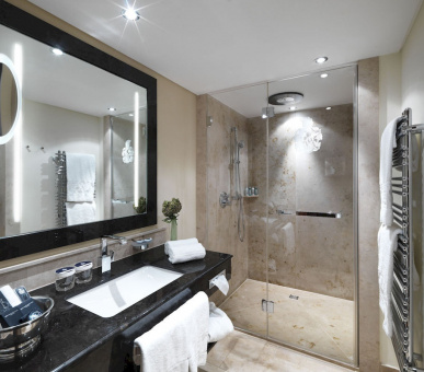 Фото Interalpen-Hotel Tyrol de Luxe (Австрия, Зеефельд) 25