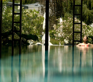 Фото Victoria-Jungfrau Grand Hotel  16