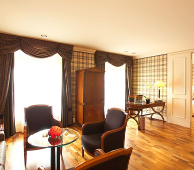 Фото Victoria-Jungfrau Grand Hotel  14