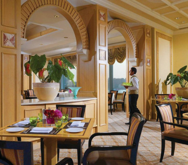 Картинка Four Seasons Hotel Cairo at Nile Plaza (Египет, Каир) 7 Фото Four Seasons Hotel Cairo at Nile Plaza (Египет, Каир) 7