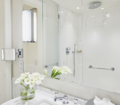 Фото Hotel Martinez Cannes 39