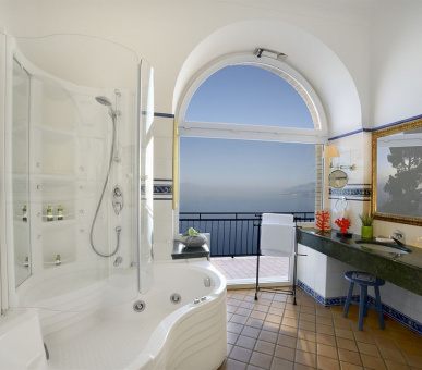 Картинка Caesar Augustus (Италия, о. Капри) 8 Фото Caesar Augustus (Италия, о. Капри) 8