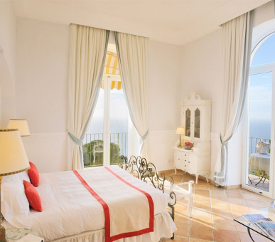 Картинка Caesar Augustus (Италия, о. Капри) 2 Фото Caesar Augustus (Италия, о. Капри) 2