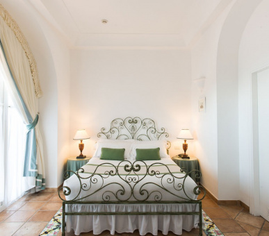 Картинка Caesar Augustus (Италия, о. Капри) 11 Фото Caesar Augustus (Италия, о. Капри) 11