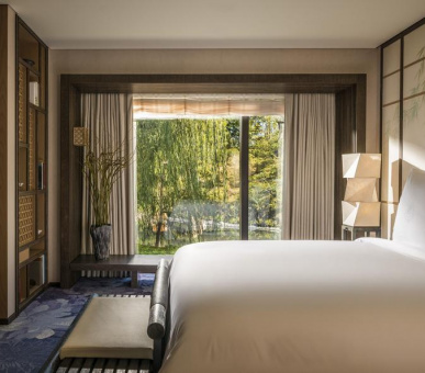 Фото Four Seasons Hotel Kyoto 11