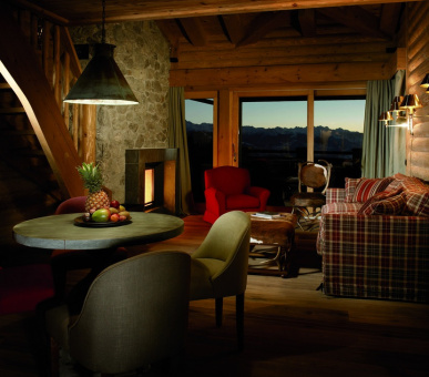 Фото LeCrans Hotel  14