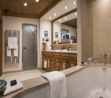 Фото Les Airelles Hotel De Charme 29