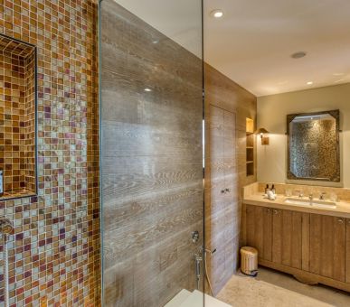 Фото Shemshak Lodge 13