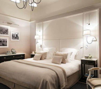 Фото Hotel Barriere L'Hermitage 2