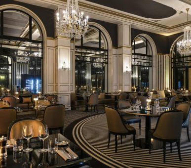 Фото Hotel Barriere L'Hermitage 14