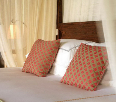 Фото Four Seasons Resort Seychelles (Сейшельские острова, о. Маэ) 8