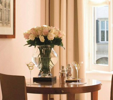 Фото Four Seasons Hotel Milano (Италия, Милан) 11