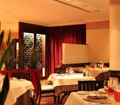 Фото Royal Plaza (Швейцария, Монтре) 32