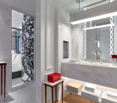 Фото Baccarat Hotel  3