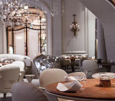 Фото Plaza Athenee Palace 41