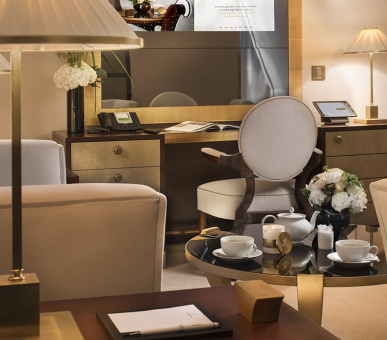 Фото Hotel Barriere Le Fouquet's 42