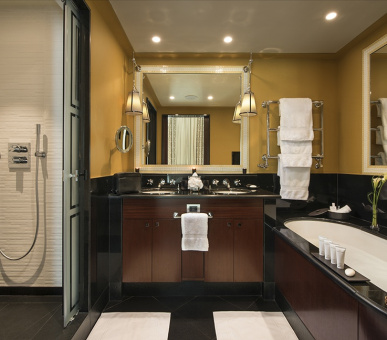 Фото Hotel Barriere Le Fouquet's 48