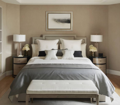 Фото Four Seasons Hotel George V, Paris 59