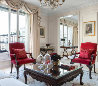 Фото Four Seasons Hotel George V, Paris 51