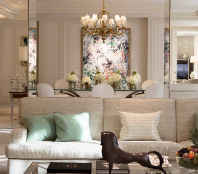 Фото Four Seasons Hotel George V, Paris 30