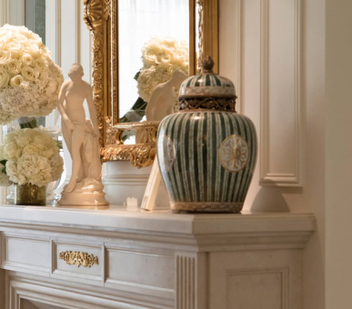 Фото Four Seasons Hotel George V, Paris 22