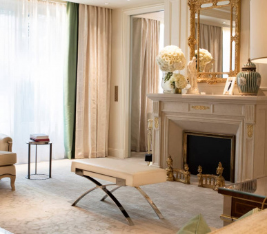 Фото Four Seasons Hotel George V, Paris 28