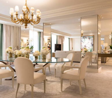 Фото Four Seasons Hotel George V, Paris 25