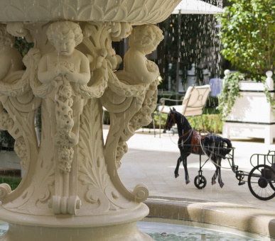 Фото Le Bristol Paris (Франция, Париж) 63