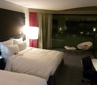 Фото Renaissance Arc De Triomphe  (Франция, Париж) 7