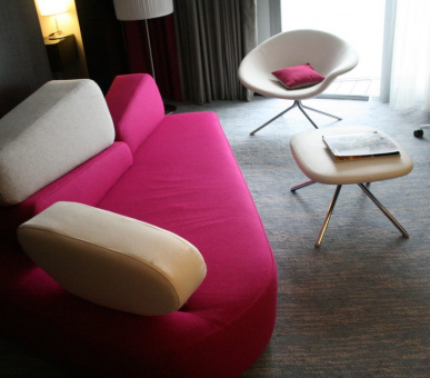 Фото Renaissance Arc De Triomphe  (Франция, Париж) 5