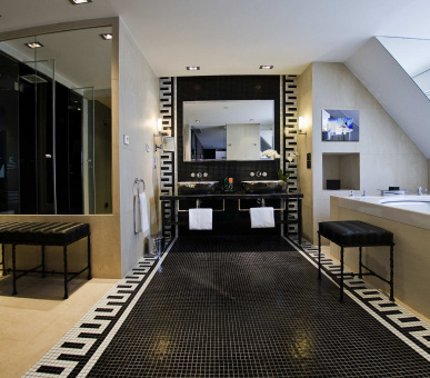 Фото Sofitel Paris Le Faubourg 13